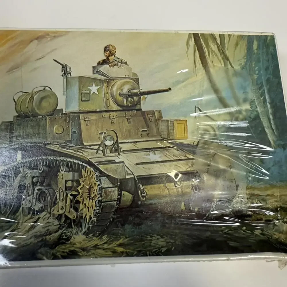 Brand New Hasegewa Light Tank Stuart Mk.1 M3A1 Model 1/72 Scale